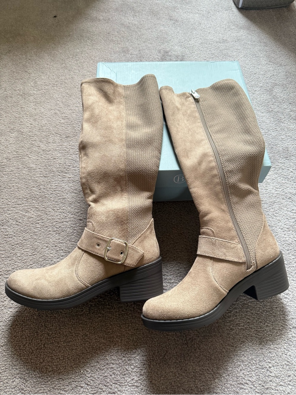 Women’s Tan Mid-Calf Suede Block Heel Boots